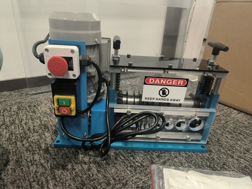 Electric wire stripping - electric,